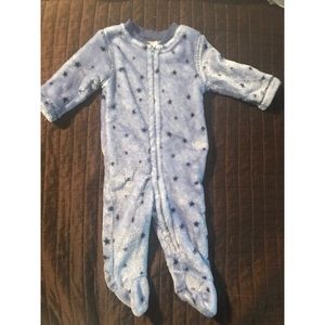 Infant clothing